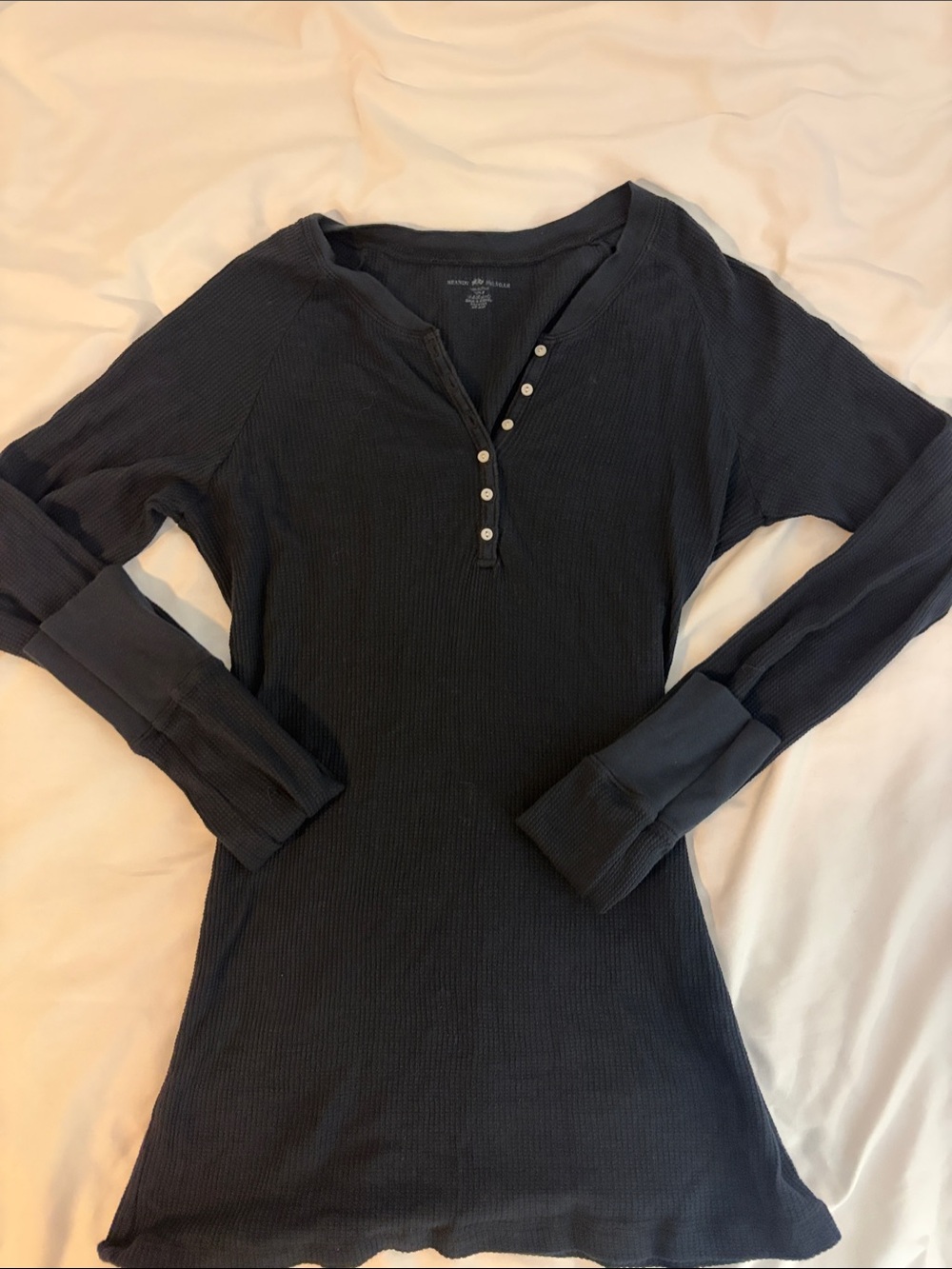 Women's Long-Sleeve Ribbed Henley Top in Dark Blue
